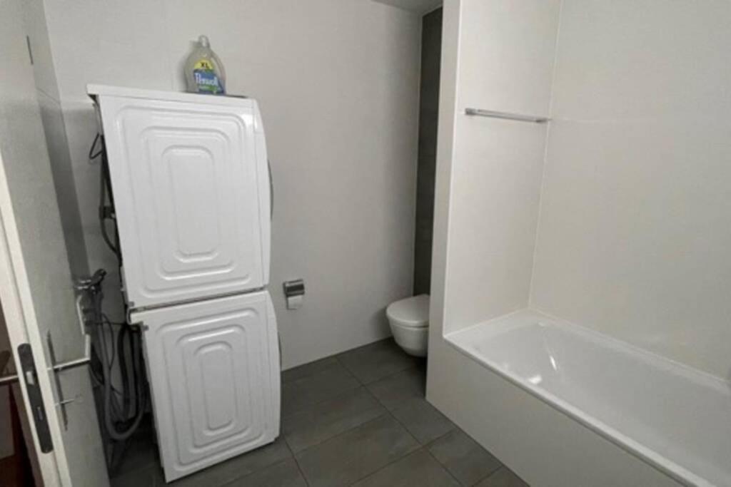 Voeens, St-Blaise, Logement Entier - 2 Chambres Marin Exteriör bild